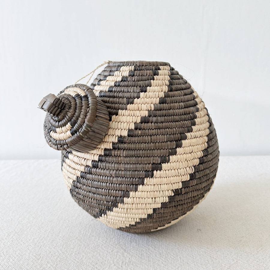 Lidded Zulu Basket #A105 - Amsha