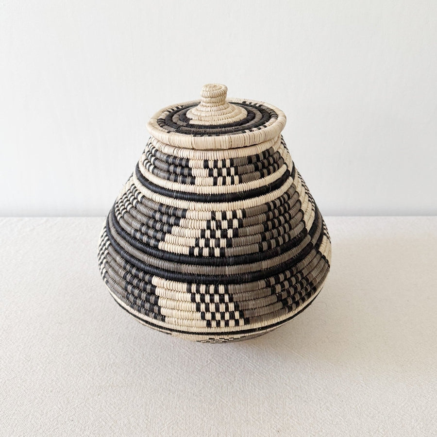 Lidded Zulu Basket #A110 - Amsha