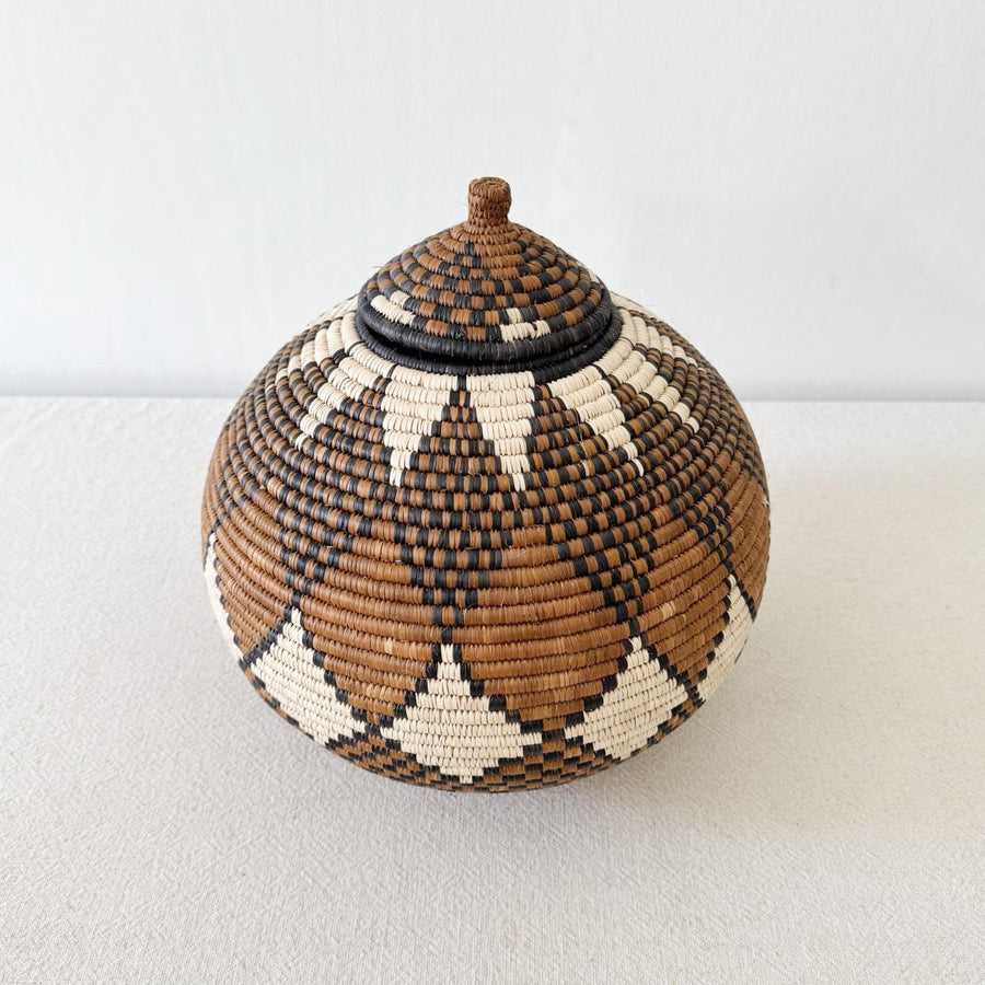 Lidded Zulu Basket #A116 - Amsha