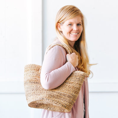 Medium Sisal Tote: Lavender - Amsha