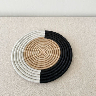 Nyakinama Trivet - Amsha