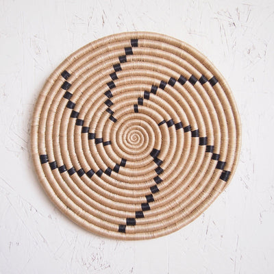 Tanga Trivet - Amsha